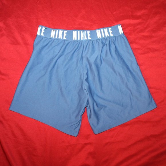 Nike girls athletic shorts - Picture 5 of 5
